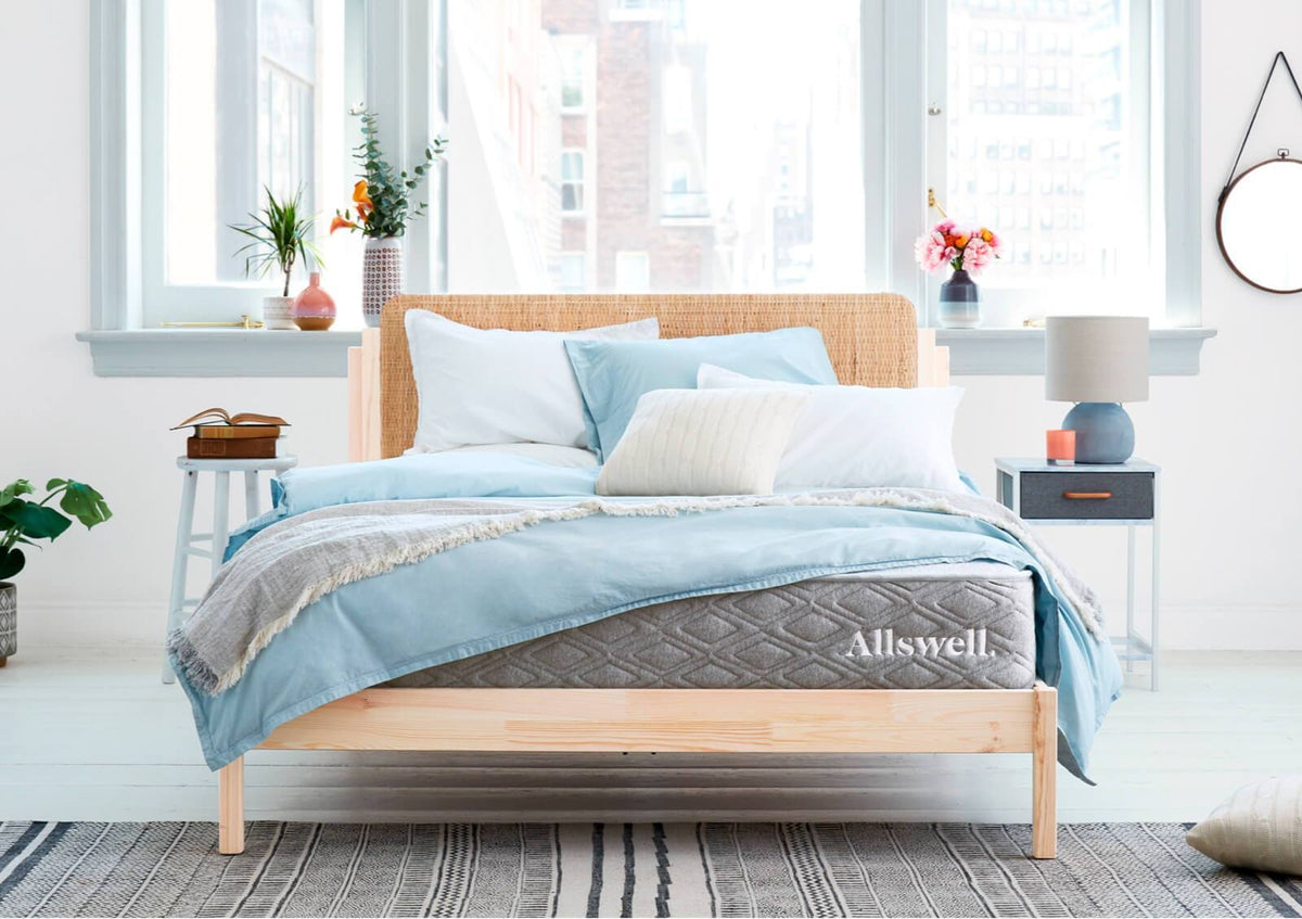 Medium-Firm Hybrid King Mattress X9694